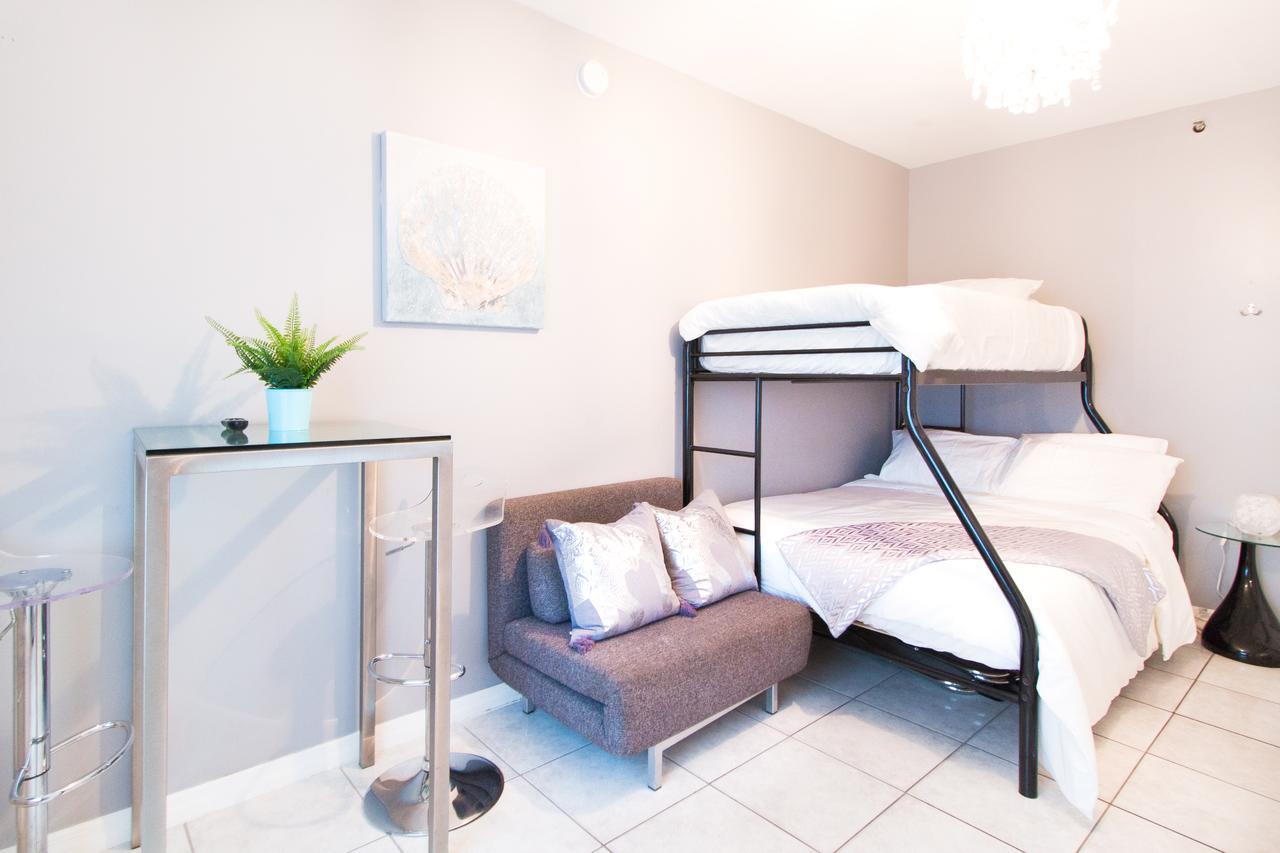 Ocean Walk Apartments Μαϊάμι Μπιτς Εξωτερικό φωτογραφία